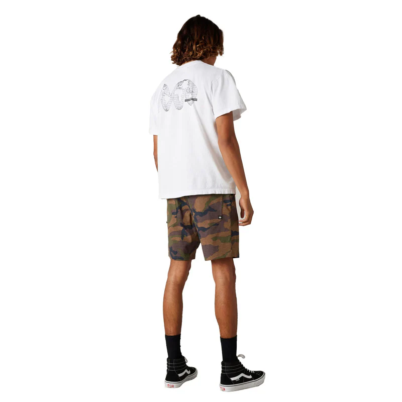 686 Everywhere Hybrid Short Dark Camo - Image 2