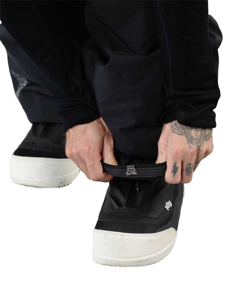 Beyond Medals Men's Cargo Pant 2L Black 2026 - Image 4