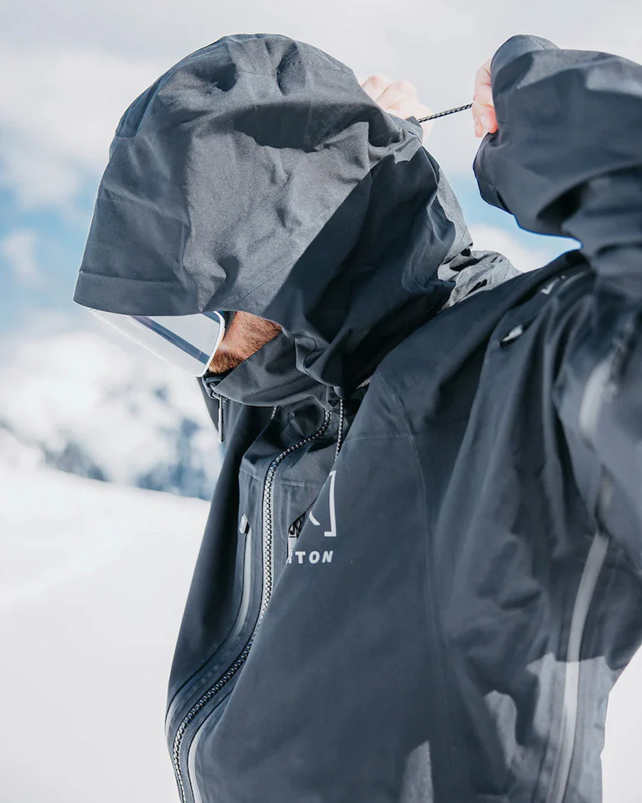 Burton Men's [ak] Swash Gore-Tex Jacket True Black 2026 - Image 4