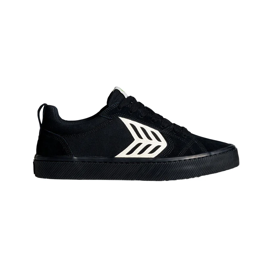 Cariuma Catiba Pro Low - Black Suede/Canvas Ivory