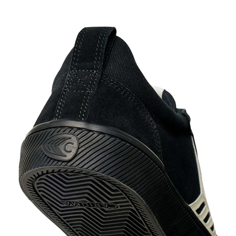 Cariuma Catiba Pro Low - Black Suede/Canvas Ivory - Image 4