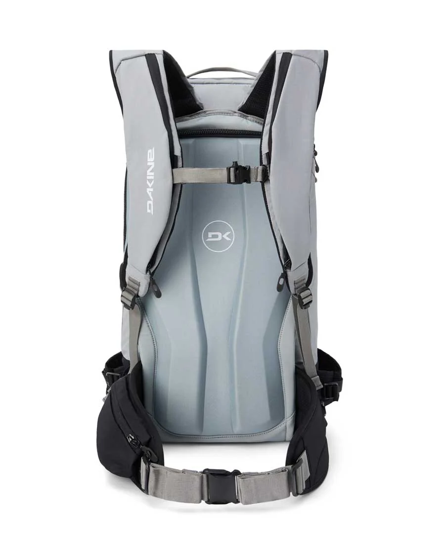 Dakine Poacher Backpack 32L Griffin 2026 - Image 2