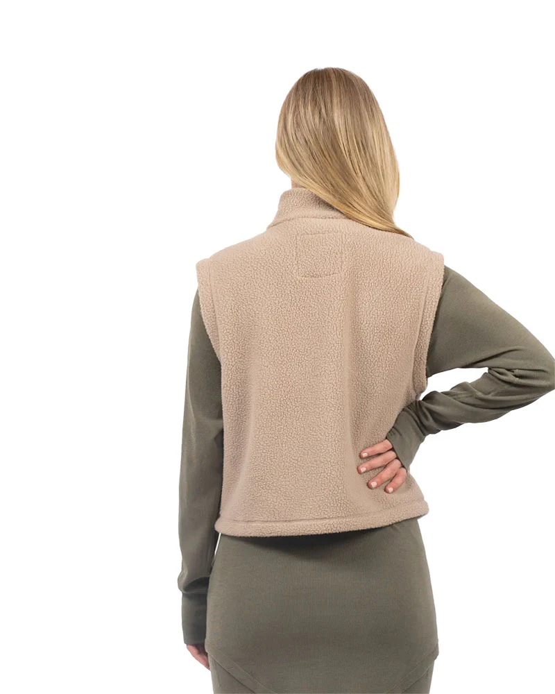 Eivy Women's Boxy Sherpa Vest Sand 2026 - Image 2