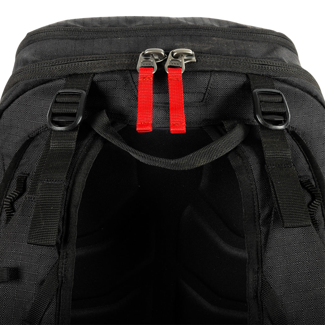 Jones Deeper 19L Backpack Stealth Black 2026 - Image 6