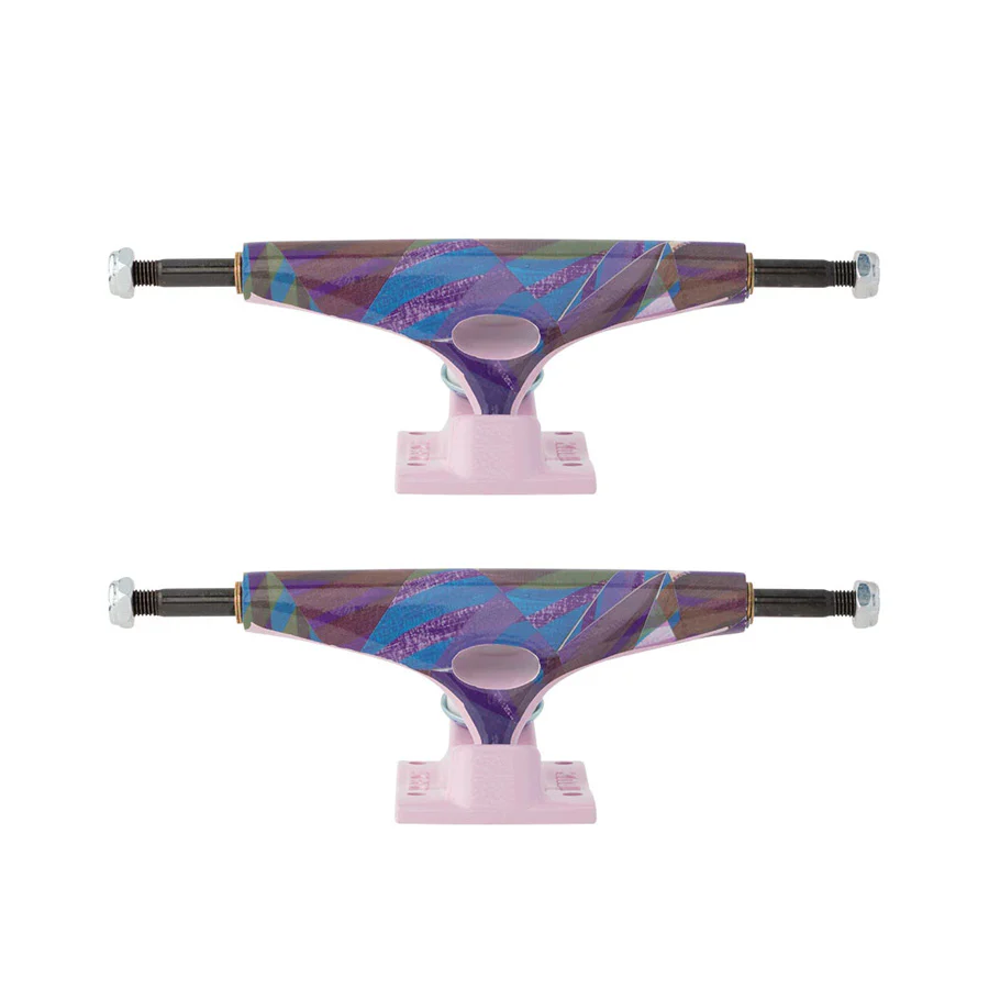 Krux K5 Nora Triangle Trucks