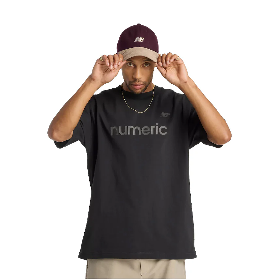 New Balance Numeric Logo T-Shirt - Black