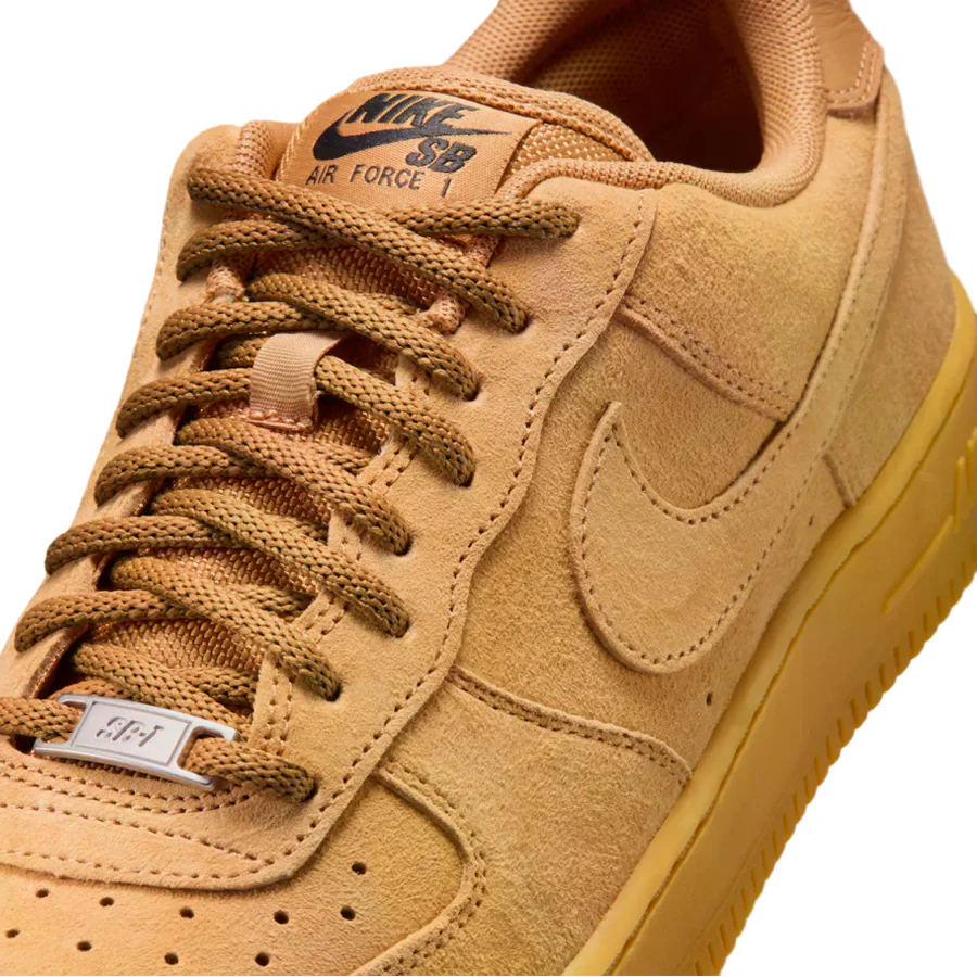 Nike SB Air Force 1 Shoe Flax/Flax-Black-Gum Light Brown - Image 6