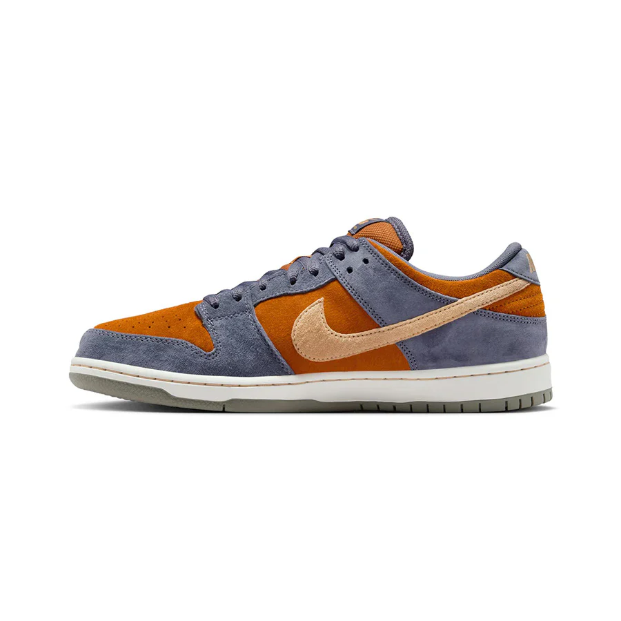 Nike SB Dunk Low Pro - Light Carbon/Sesame-Monarch-Summit White - Image 3