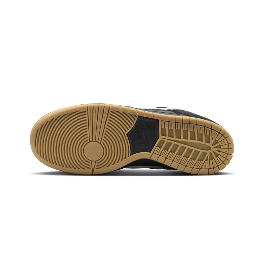 Nike SB Dunk Low Pro Shoe Black/White-Black-Gum Light Brown - Image 6