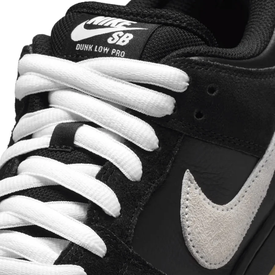 Nike SB Dunk Low Pro Shoe Black/White-Black-Gum Light Brown - Image 7