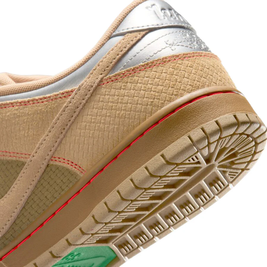 Nike SB Dunk Low Pro Shoe Canvas/Vachette Tan-Parachute Beige - Image 9