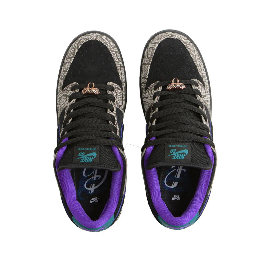 Nike SB Dunk Low Pro Shoe String / Black- Bright Spruce- Fierce Purple - Image 3
