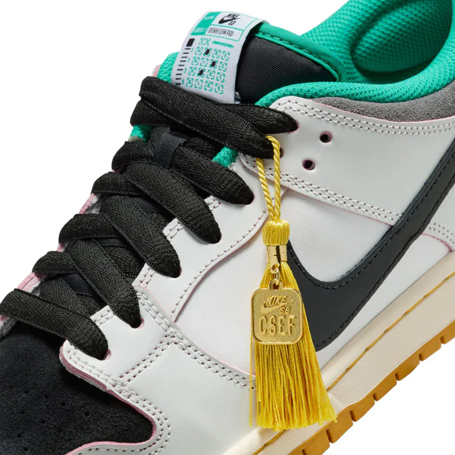 Nike SB Dunk Low Pro - Summit White/Black-White-Iron Grey - Image 11