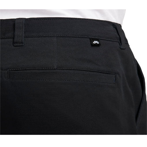 Nike SB El Chino Shorts - Black - Image 4