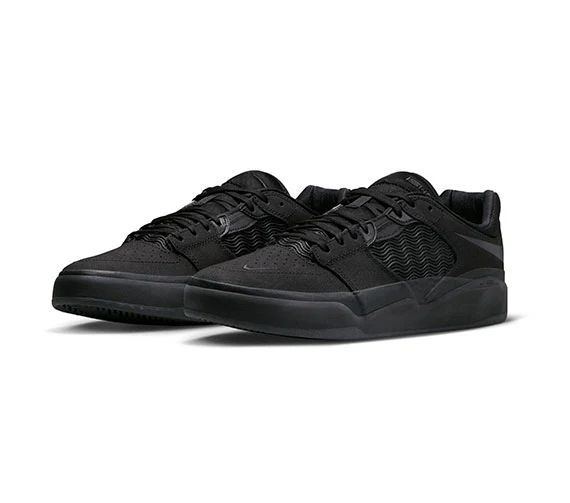 Nike SB Ishod Wair Premium - Black/Black-Black-Black - Image 2