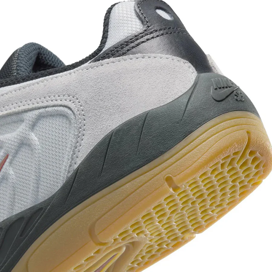 Nike SB Vertebrae - Lt Smoke Grey/Dark Team Red - Image 7