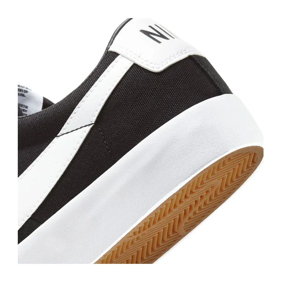 Nike SB Zoom Blazer Low GT Black/White - Image 7