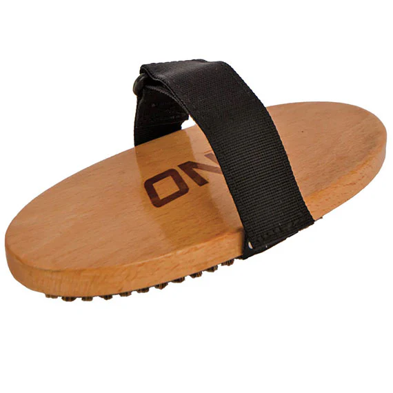 One Mfg Oval Base Brush Nylon