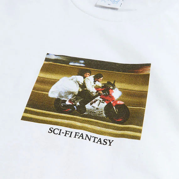 Sci-Fi Fantasy A Moment Of Romance T-Shirt White - Image 3