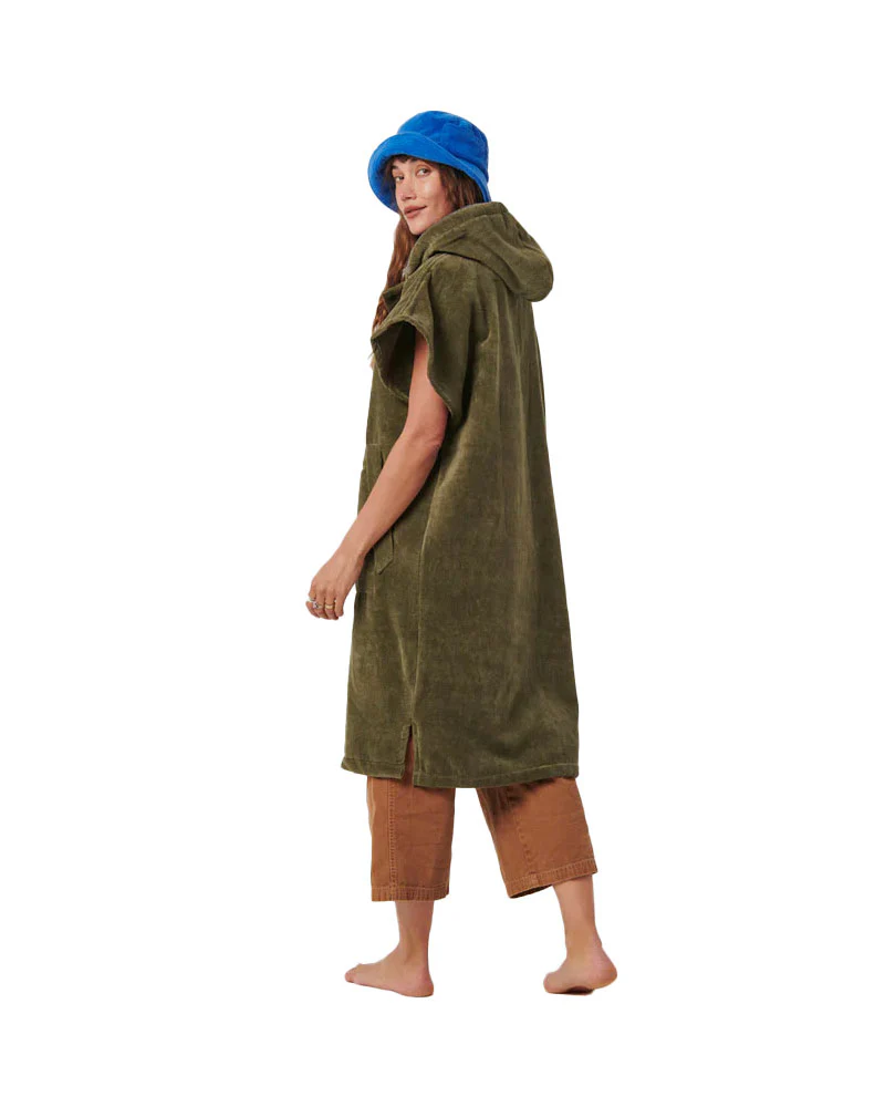 Slowtide The Digs Extra Warm Poncho Green - Image 2