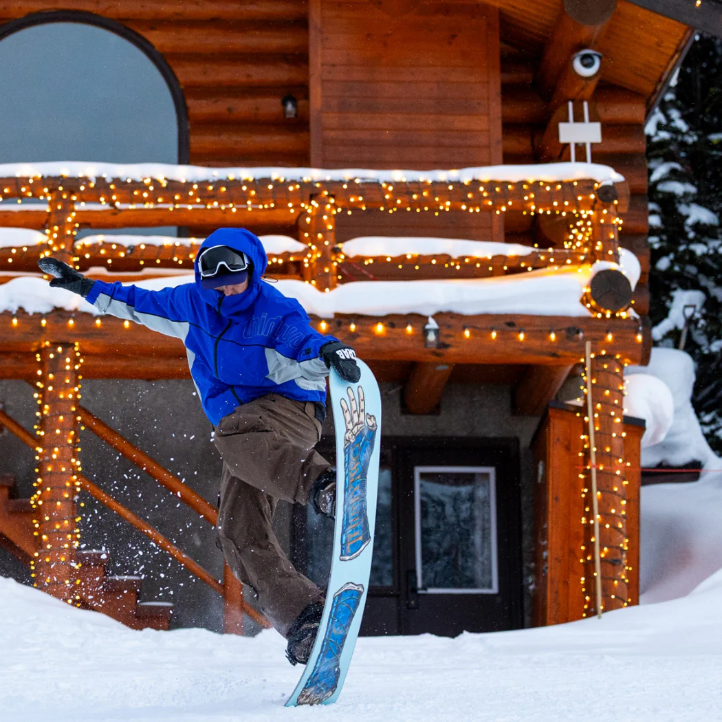Thirty-Two Middle Earth Pro LTD Snowboard 2027 - Image 2