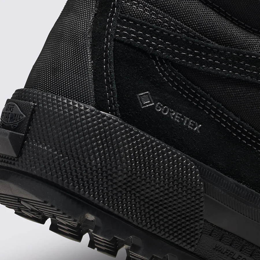 Vans MTE Sk8-Hi Gore-Tex - Blackout - Image 7
